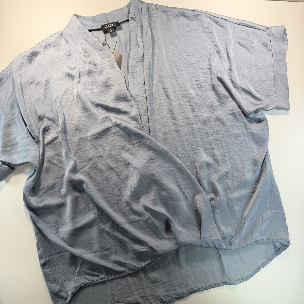 Women's Blue Silky Wrap Top Short Sleeves NWT By Gigio‎ Medium